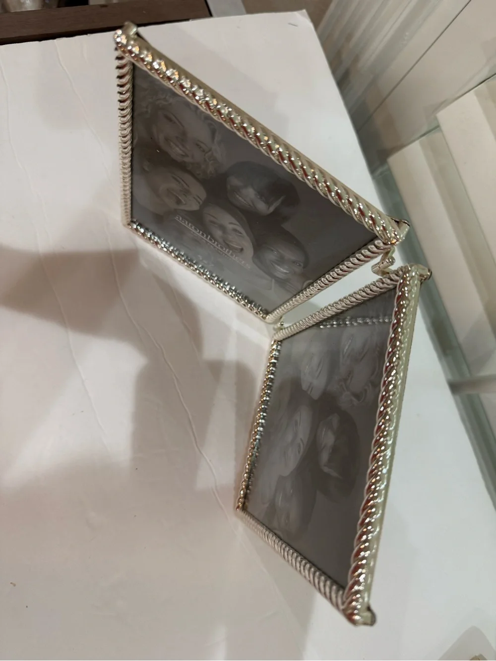 Aaron Brothers Silverplate Rope Border Double Picture Frame 5”x 7” Photos